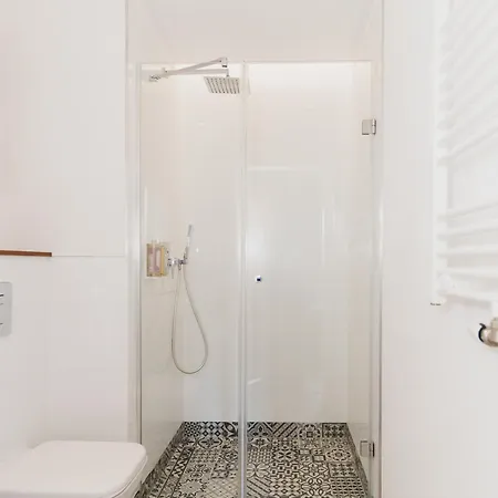 아파트 Archirent Lelewela *