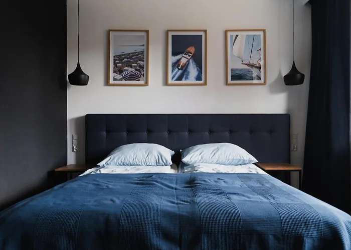 Archirent Lelewela *